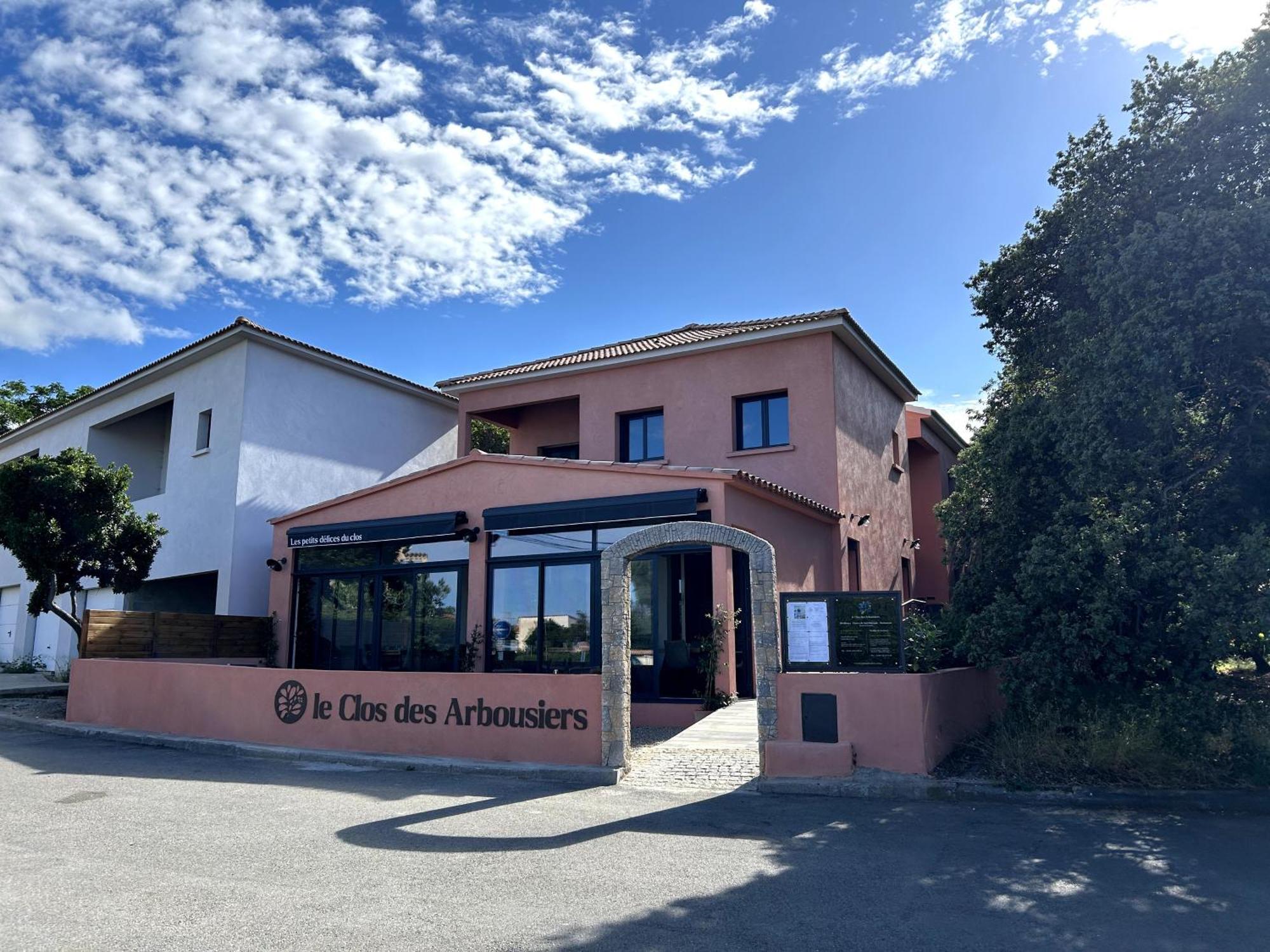 Le Clos Des Arbousiers Лингиццета Экстерьер фото
